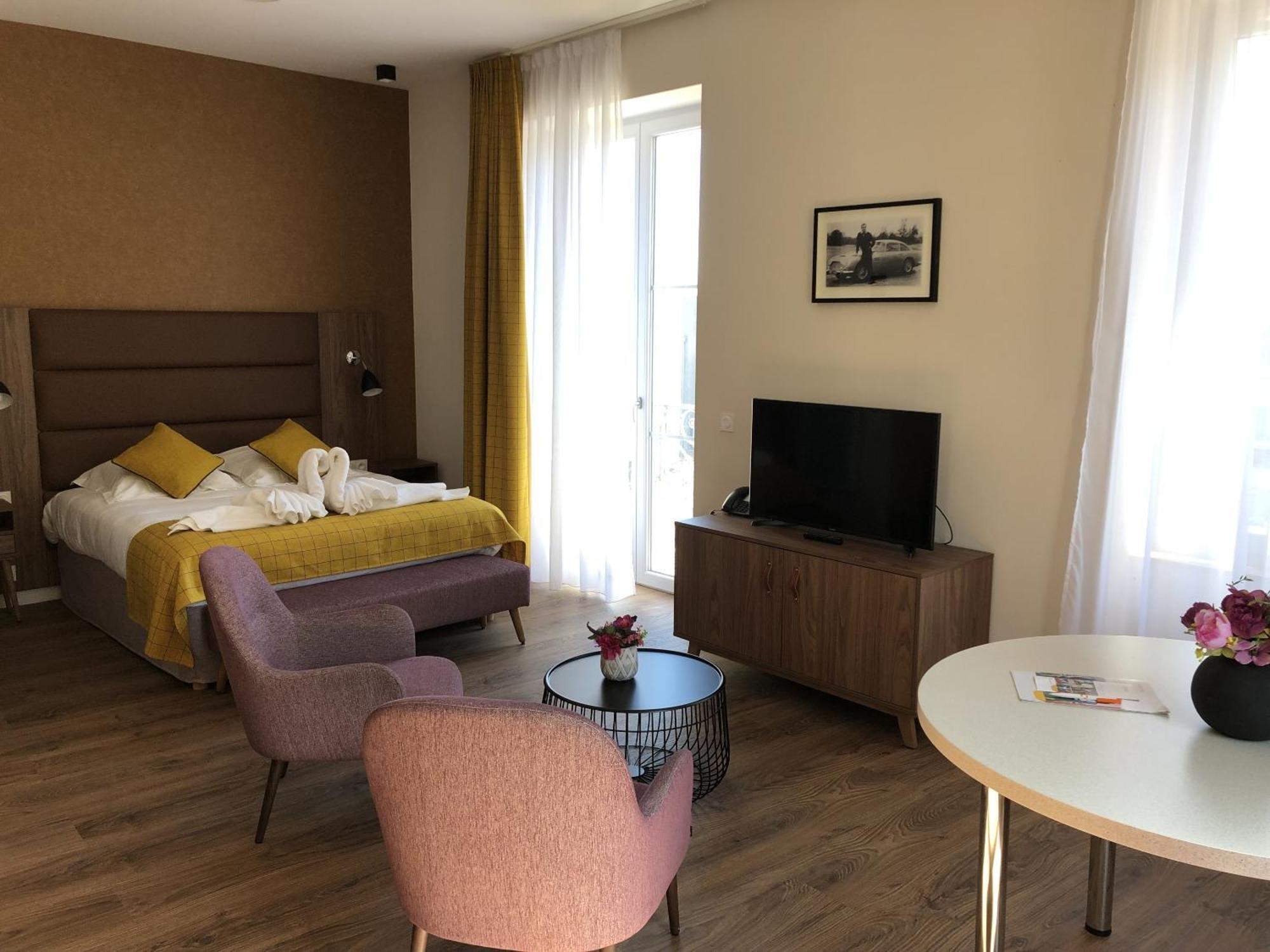 Domitys - Le Manoir Apartment Perignat-les-Sarlieve Ngoại thất bức ảnh