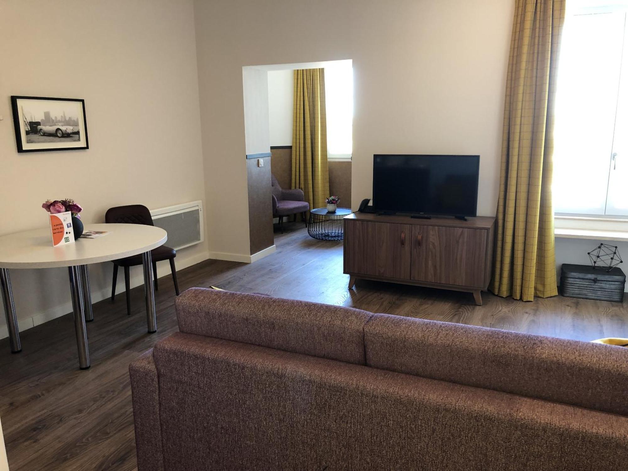 Domitys - Le Manoir Apartment Perignat-les-Sarlieve Ngoại thất bức ảnh